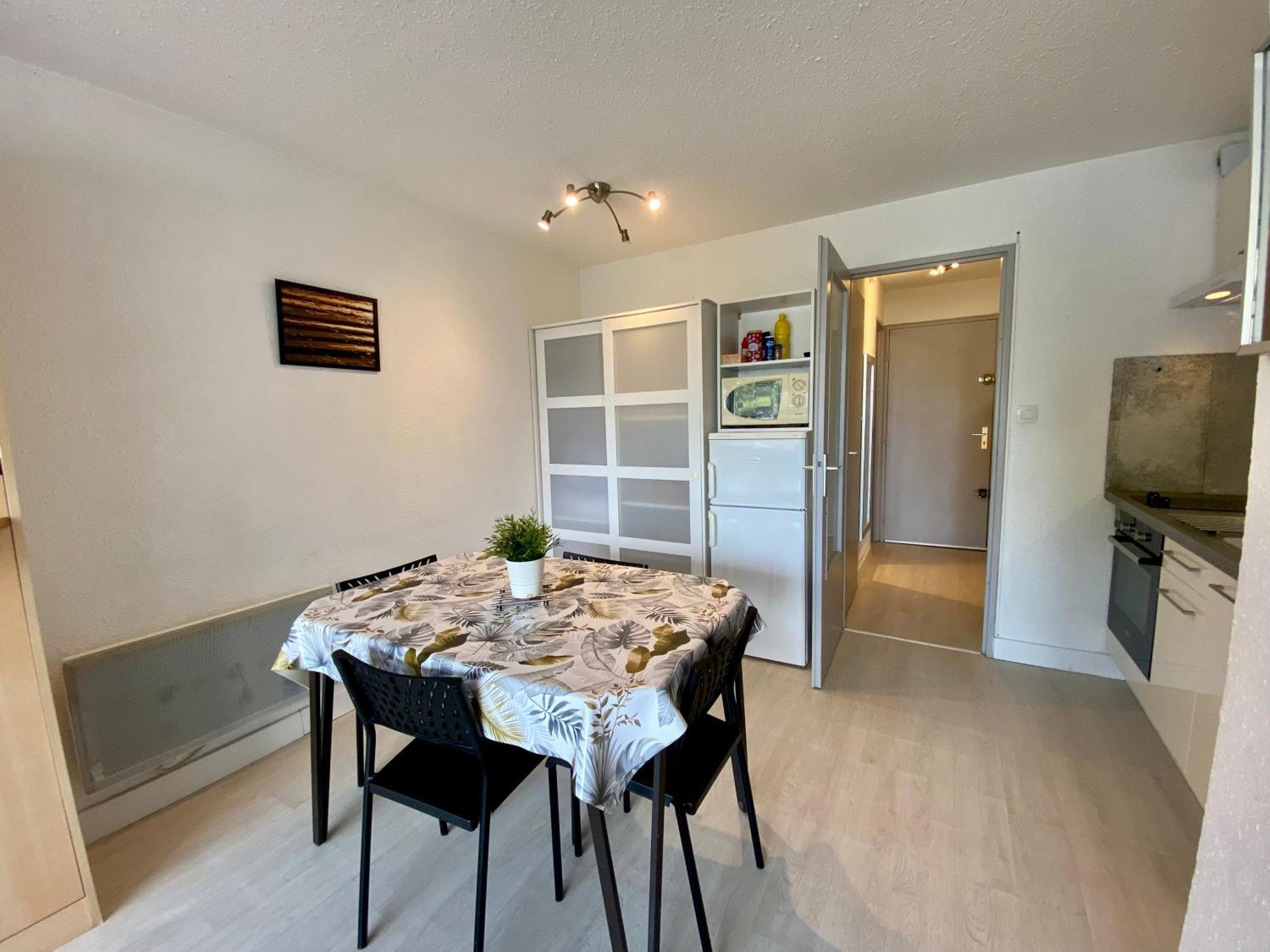 Les Caravelles Port Camargue Apartment เลอ โกร-ดู-รัว ภายนอก รูปภาพ